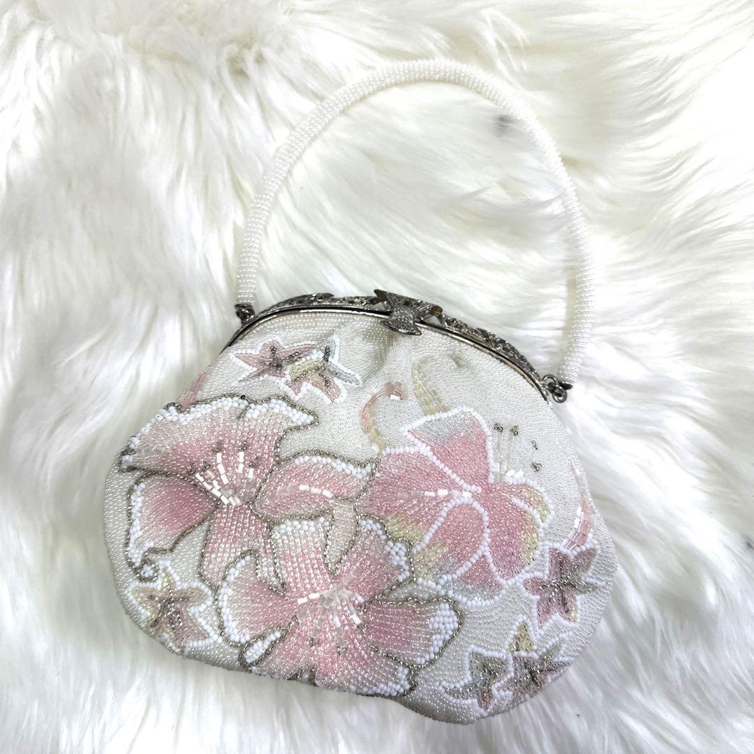 Vintage Luxury All-Bead Handbag With Pouch Flower Pattern And Mirror Included