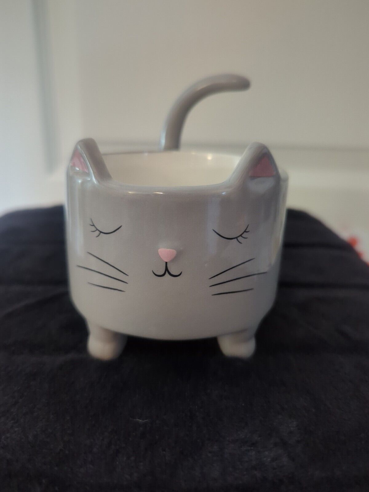 Cat Grey Ceramic  pot 3\