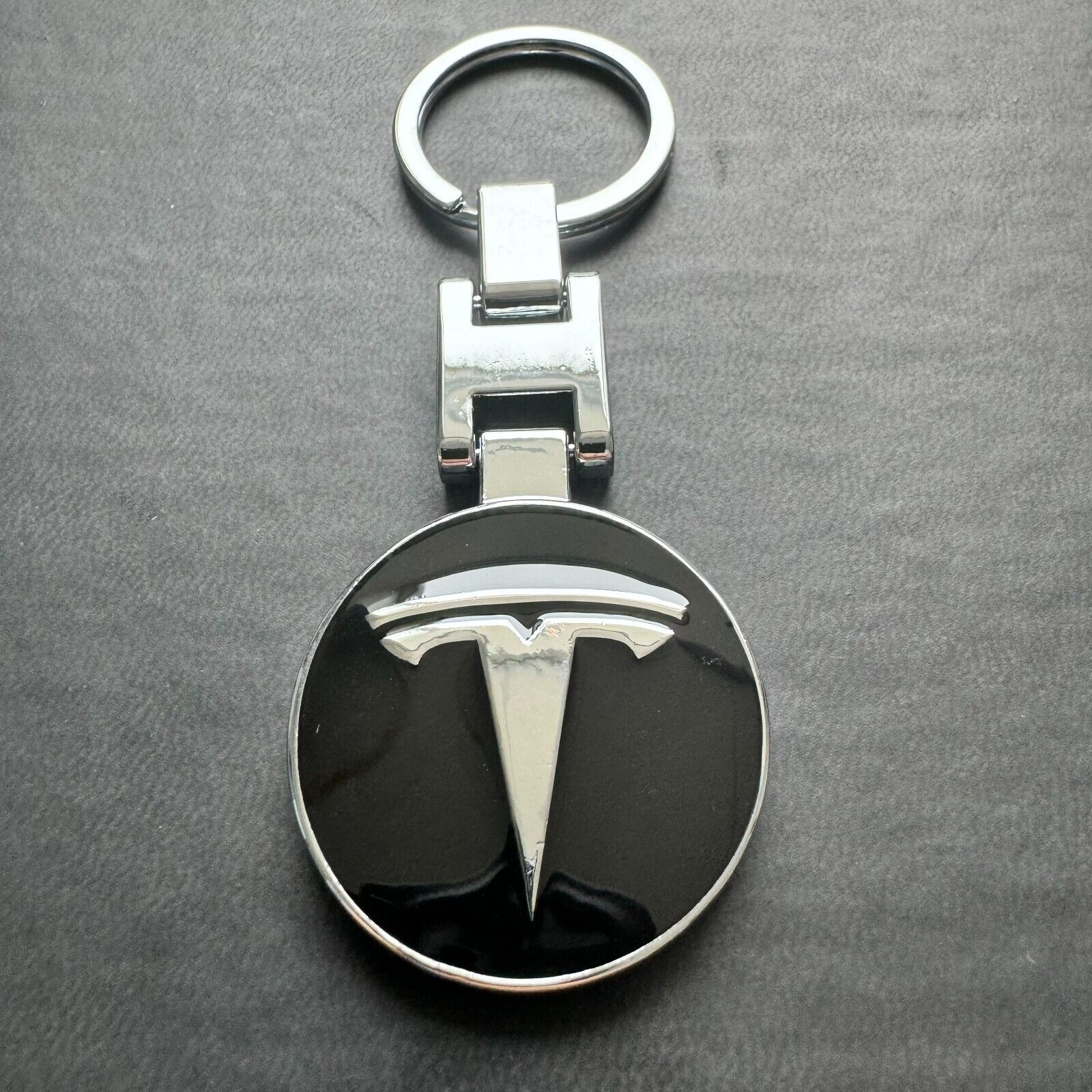 TESLA Keychain, High Quality Mirror Finish, BLACK Tesla Logo