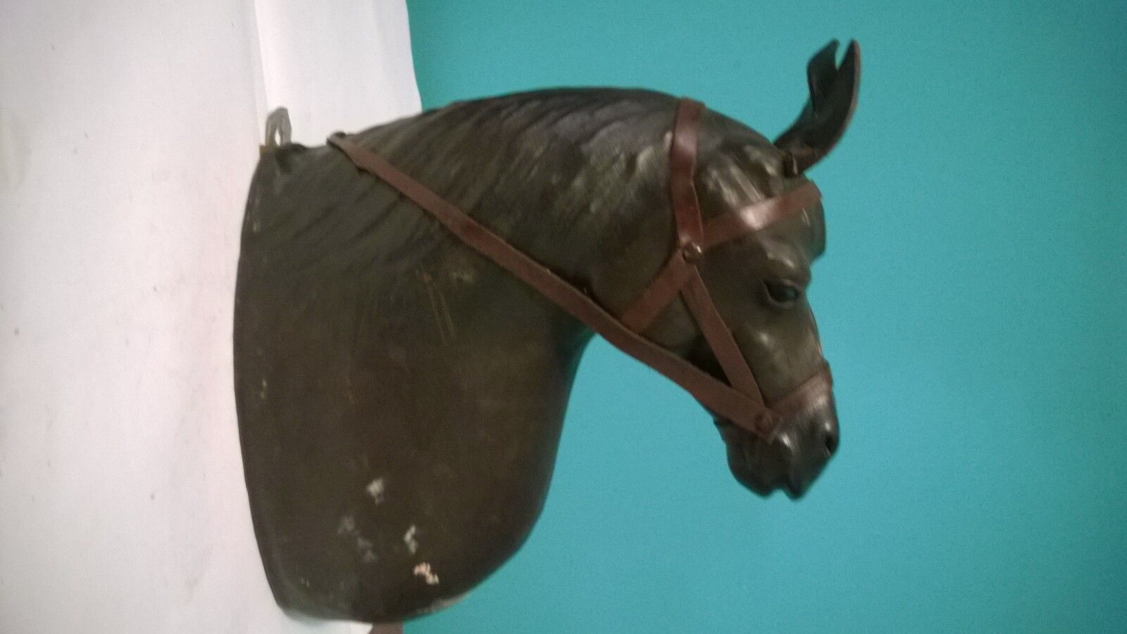 Large Equine Beauty Leather Wraped Horse Head Wall Decor Mount Stallion Figurine