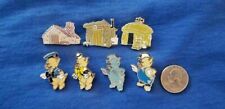 The Three Little Pigs 2019 DLR Hidden Mickey 7 Disney Pin Set with Chaser picture