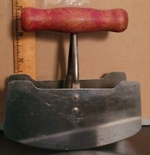 VINTAGE WOODEN HANDLED PASTRY CUTTER UTENSIL picture