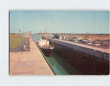 Postcard The Eisenhower Lock on the St. Lawrence Seaway Massena New York USA picture