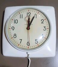 Vintage 1940s General Electric Wall CLOCK  Model 2H20 TESTED Red Second Hand  picture
