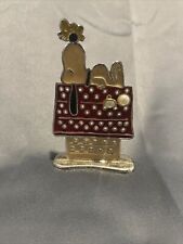 United Feature Syndicate SNOOPY Metal Enamel Earring Holder Vintage 1965 picture