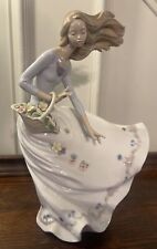Lladro # 6767 Petals On the Wind Porcelain Retired Large Mint picture