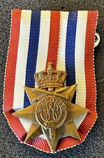 Vintage Netherlands Cross of the Order & Peace WWII Service Medal Badge Dutch picture