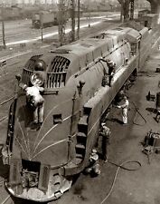 1930s MAINTENANCE Chicago and North Western Railway  PHOTO  (205-K) picture