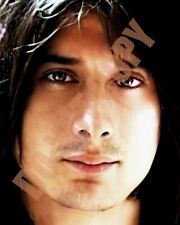 Steve Perry From Journey Face Close-Up -B- 8x10 Photo picture