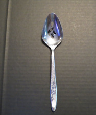 Ekco eterna Carolyn stainless flatware Pierced Tablespoon 8 1/4