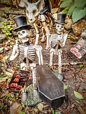  BETHANY LOWE☆HALLOWEEN SKELETONS CARRYING CORPSE☆RETIRED☆VTG☆DECOR☆COLLECTIBLE picture