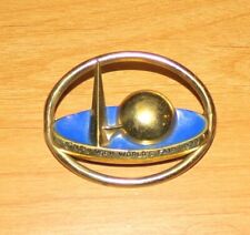Vintage 1939 New York World’s Fair Oval Pin Enameled Trylon And Peri Sphere   picture