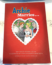 Archie Marries Betty Veronica Hardcover Comic w/ Slipcase  Jughead Uslan 2010 picture