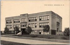 Bismarck, North Dakota Postcard HIGH SCHOOL Building / Street View - 1916 Cancel picture