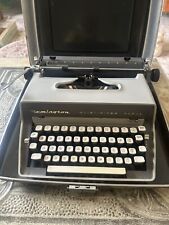 Vintage Remington Quiet-Riter Eleven Miracle Tab Typewriter (Hard Case) Read picture