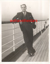 VINTAGE Henry Daniell ARRIVES IN NEW YORK '32 PRESS Publicity Portrait picture