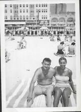 Vintage FOUND PHOTOGRAPH bw 1940'S 50'S BEACH SCENE Original Snapshot 19 22 P picture