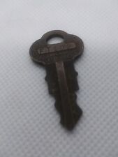 Vintage Chicago Lock Co. FT102 Chicago Illinois Key picture