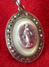 VINTAGE 1930 PETITE CATHOLIC MIRACULOUS MEDAL CENTENNIAL STERLING MOTHER PEARL picture