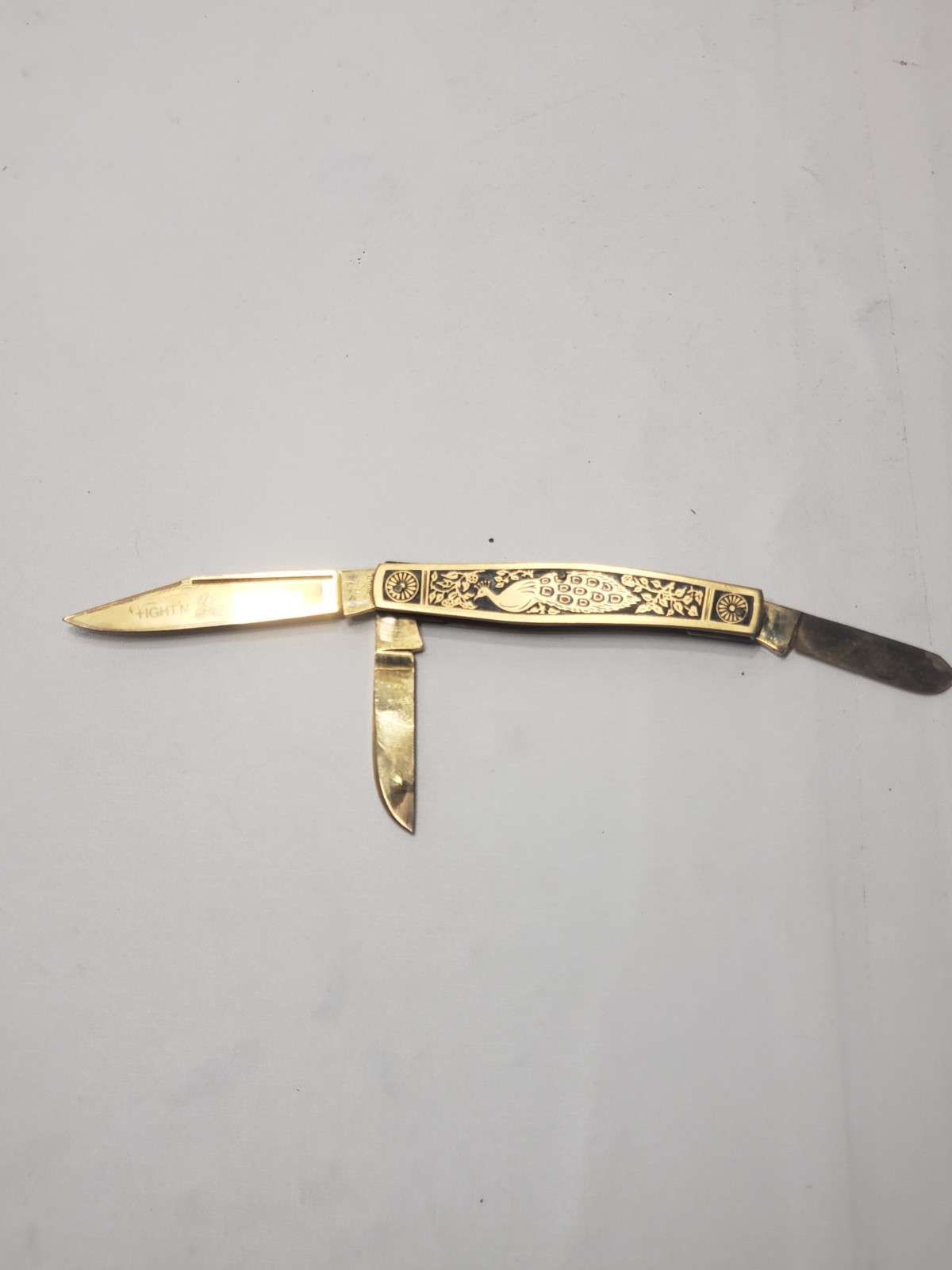 Vintage Fight’n Rooster Solingen Germany 3-Blade Pocket Knife Gold Tone Peacock Vintage Fight’n Rooster Solingen Germany 3-Blade Pocket Knife Gold Tone Peacock