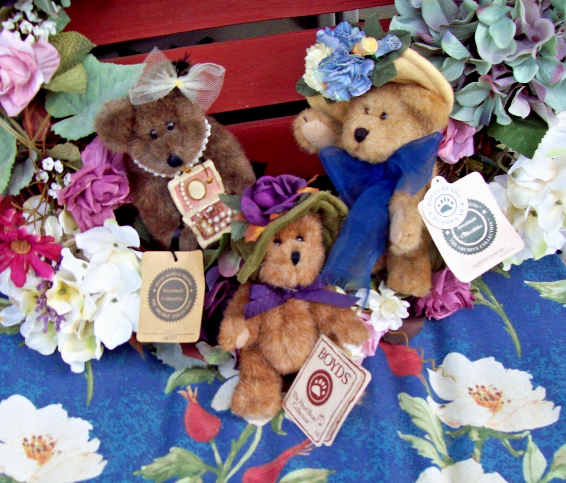 Boyds Mini Bears NANETTE DUBEARY, GLITZY & CLAUDETTE BEARDEAUX  Set of Three 6\