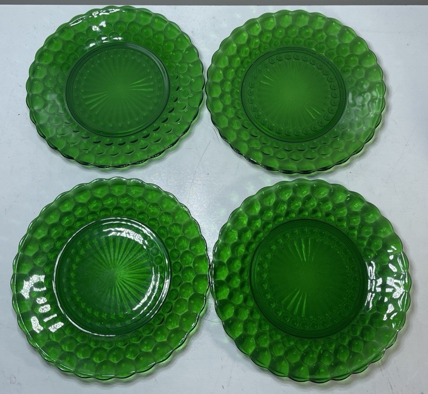 Set of 4 Anchor Hocking Emerald Forest Green Bubble Dinner Plates 9 3/8