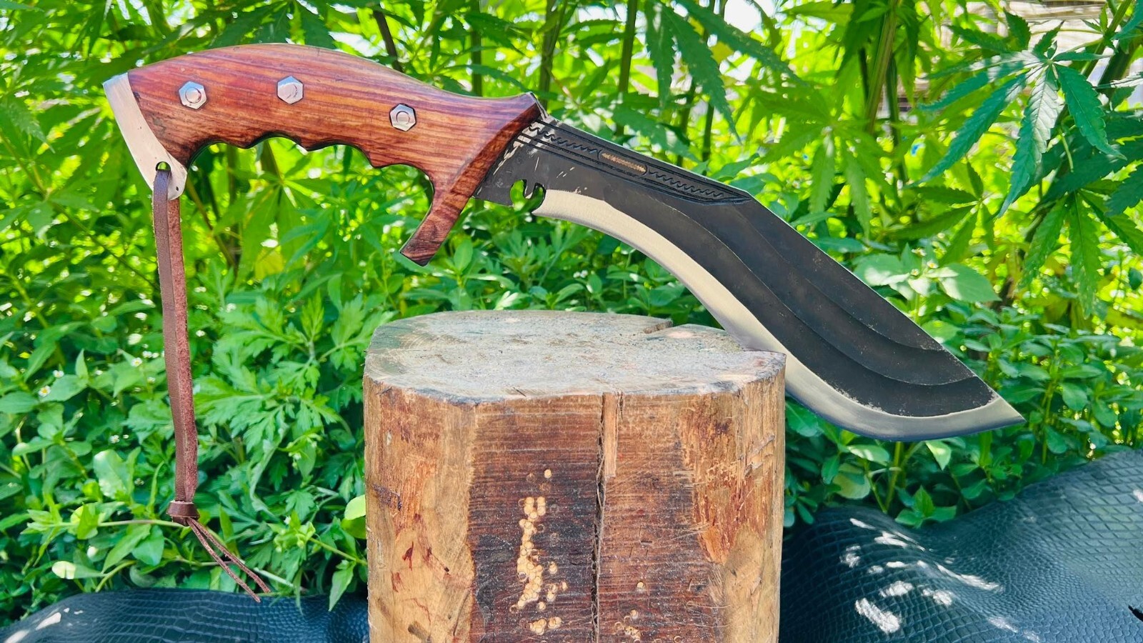 EGKH-13 inches Midnight Scourge Khukuri-Hunting knife-Jungle knife