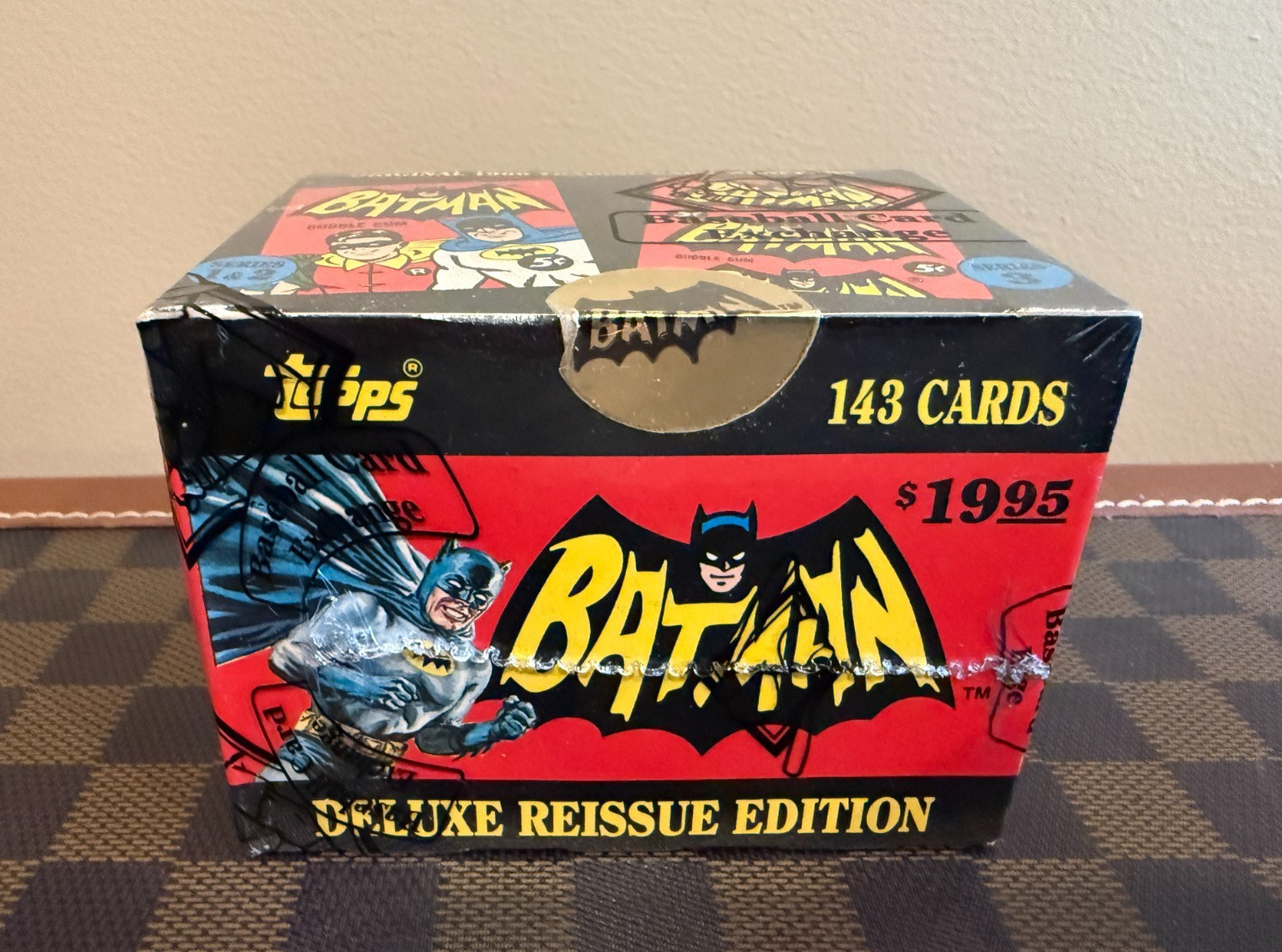 1989 Topps Batman Deluxe Reissue Edition of 1966 Topps (Tape Intact - BBCE) 1989 Topps Batman Deluxe Reissue Edition of 1966 Topps (Tape Intact - BBCE)