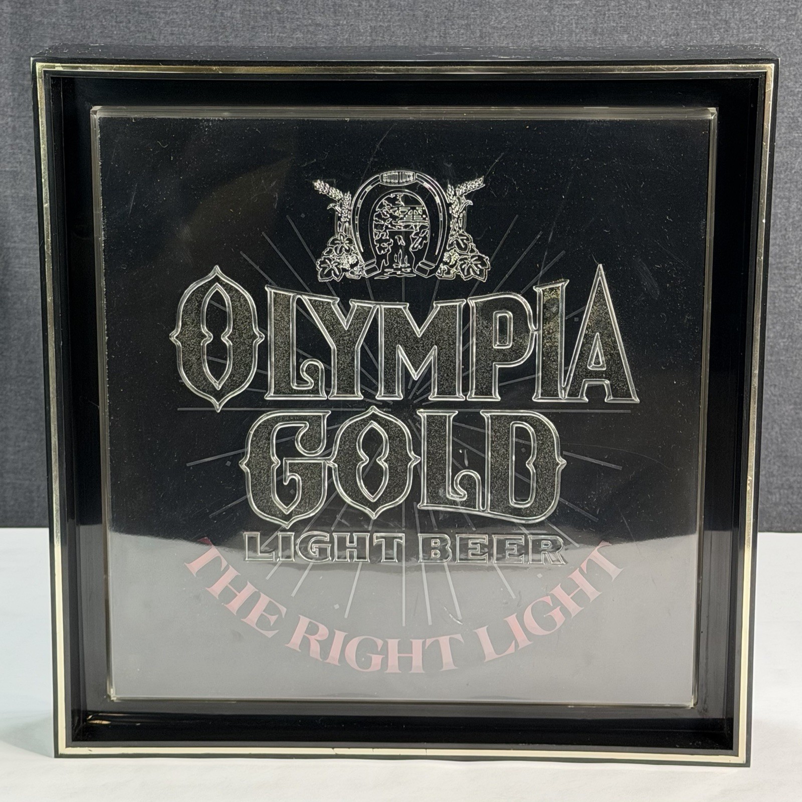 Vintage Olympia Gold The Right Light Beer Starburst Motion Lighted Sign - READ