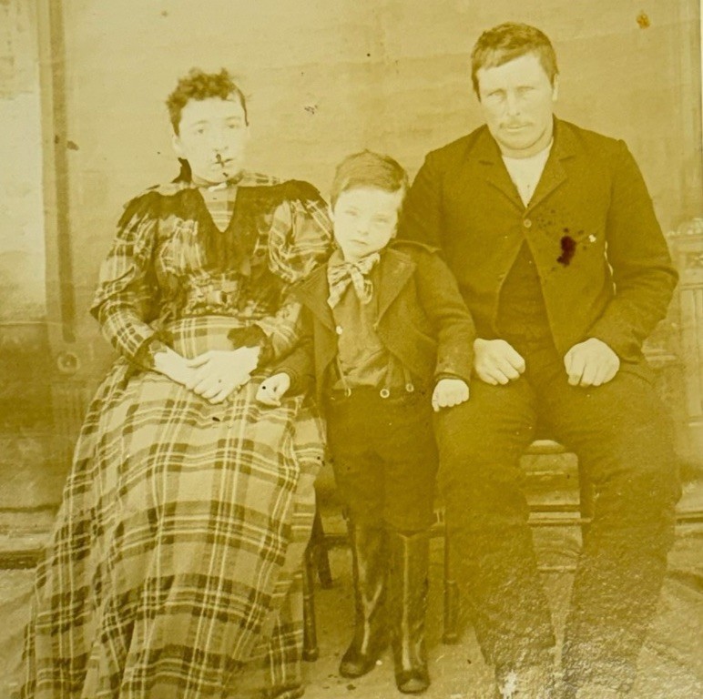 Antique Cabinet Card Photograph Family Portrait Photograph Fashion Historical