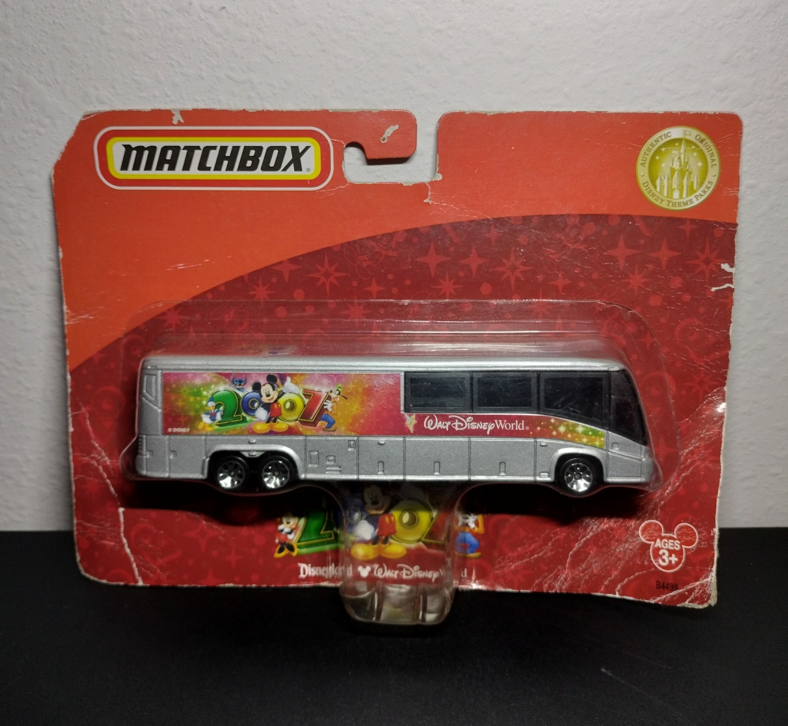 VINTAGE 2007 MATCHBOX WALT DISNEY WORLD THEME PARK EXCLUSIVE DIE CAST BUS NIP C VINTAGE 2007 MATCHBOX WALT DISNEY WORLD THEME PARK EXCLUSIVE DIE CAST BUS NIP C