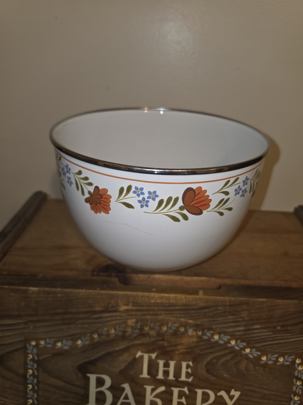 Vintage KOBE KITCHEN Wild Flowers Enameled mixing bowl 5.5\