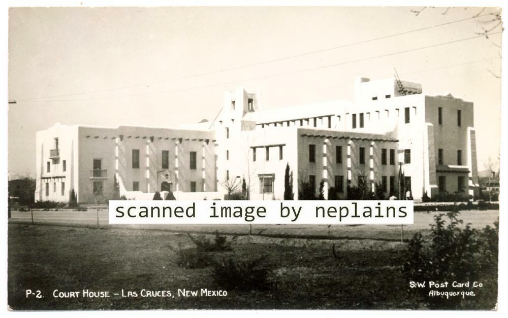 Las Cruces, New Mexico - Court House ca.1950 RPPC (P-2) Las Cruces, New Mexico - Court House ca.1950 RPPC (P-2)