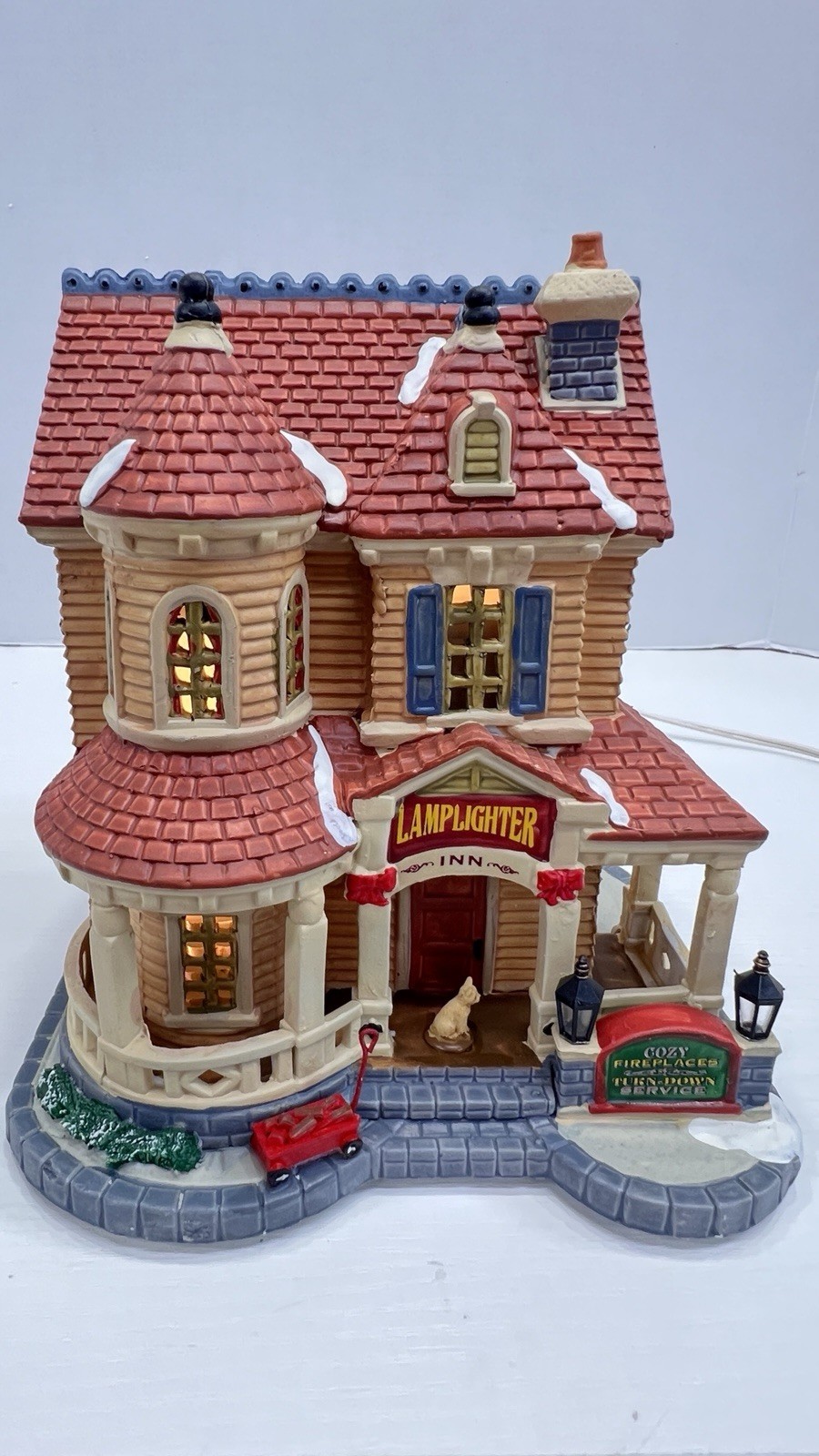 Lemax Harvest Crossing “Lamplighter Inn” 45748 Retired 2014 RARE And NEW 