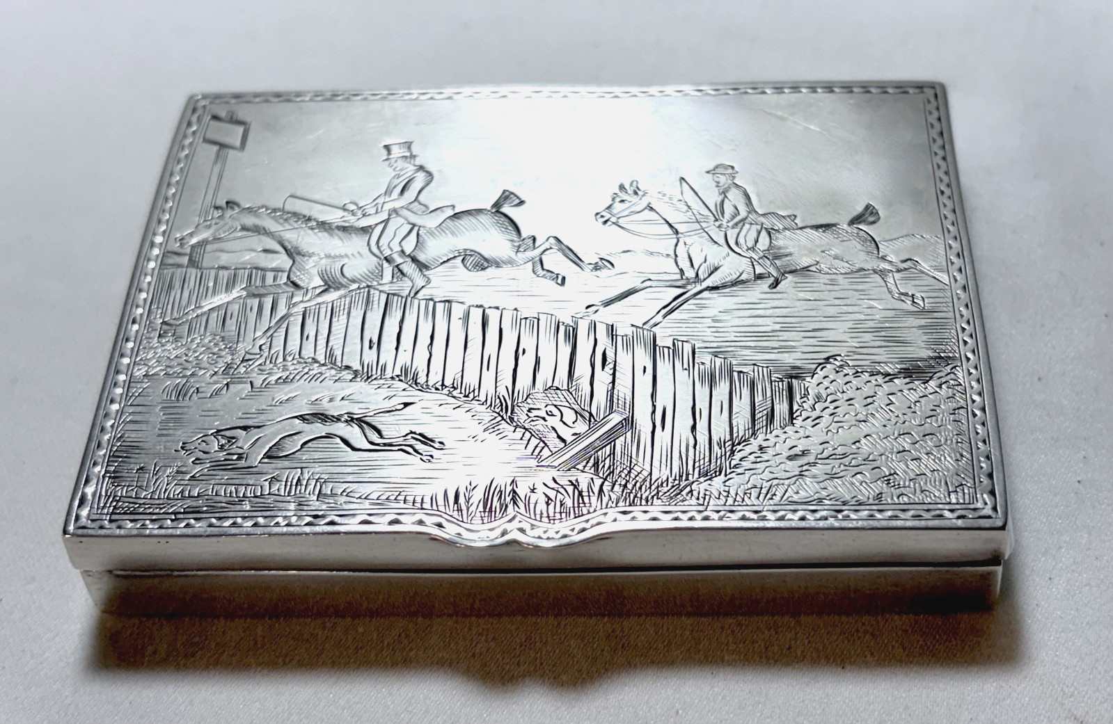 Vintage 1926 Sterling Silver Snuff Box Equestrian Hunting Engraving Hallmarked