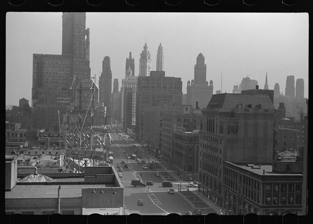 Photo:Chicago Illinois 1930s Skyline Street View Downtown Buildings