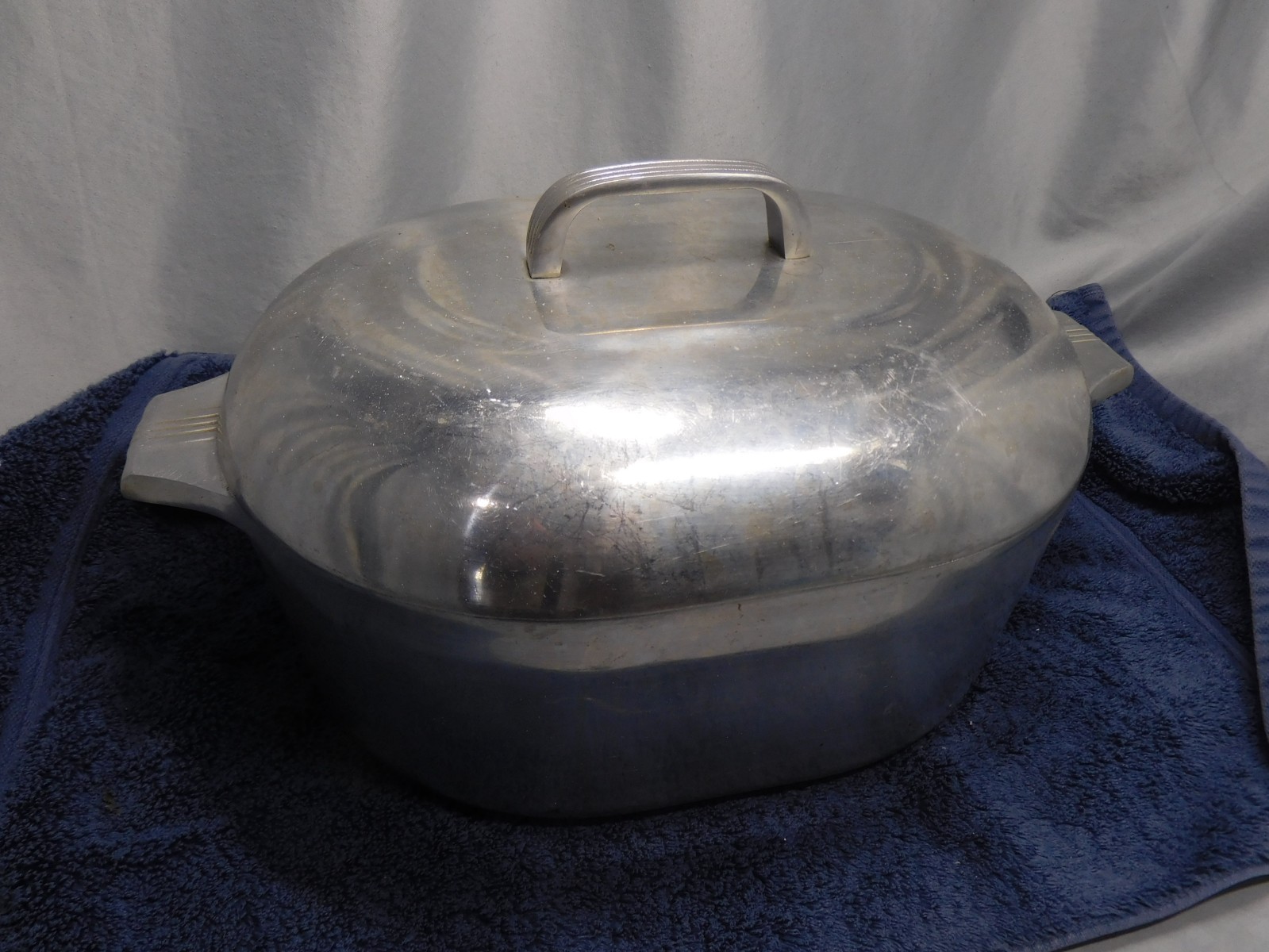 Wagner Ware Magnalite Cast Aluminum SIDNEY -0- 4265‑P Oval Roaster Pan w/ Lid