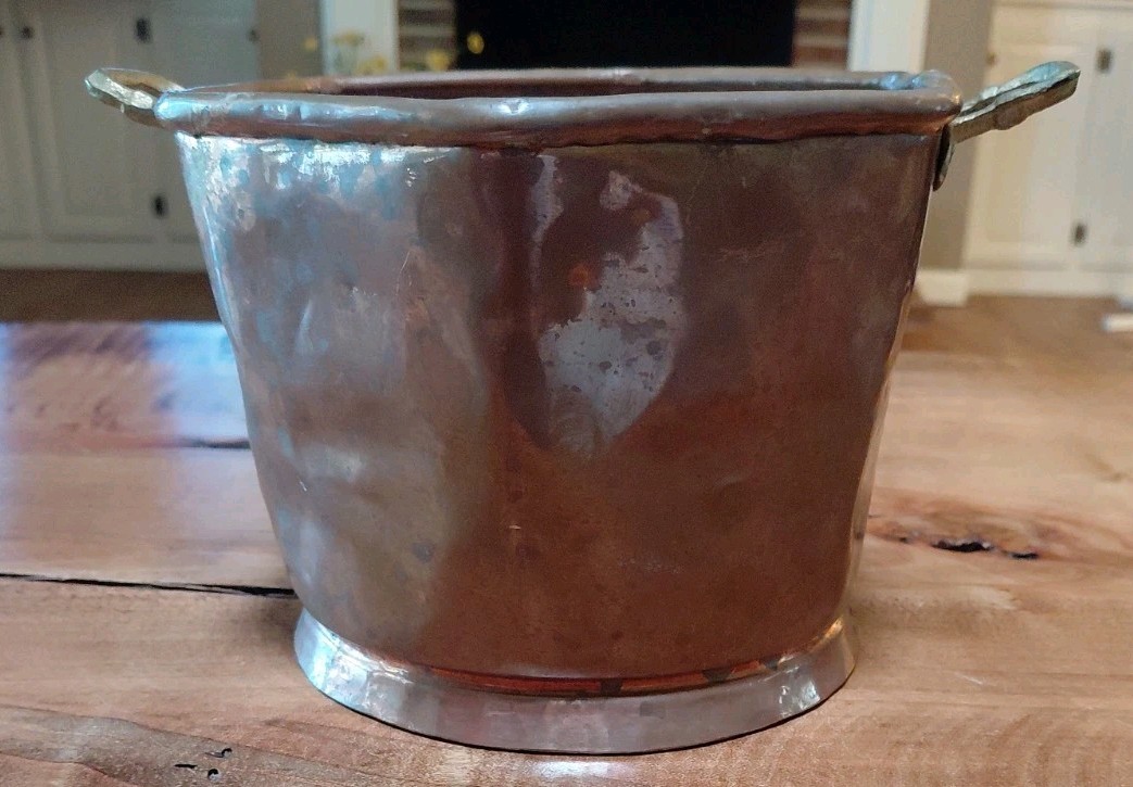 Vintage Hammered Copper Bucket Pot Planter Cachepot Brass Handles Rustic Decor Vintage Hammered Copper Bucket Pot Planter Cachepot Brass Handles Rustic Decor