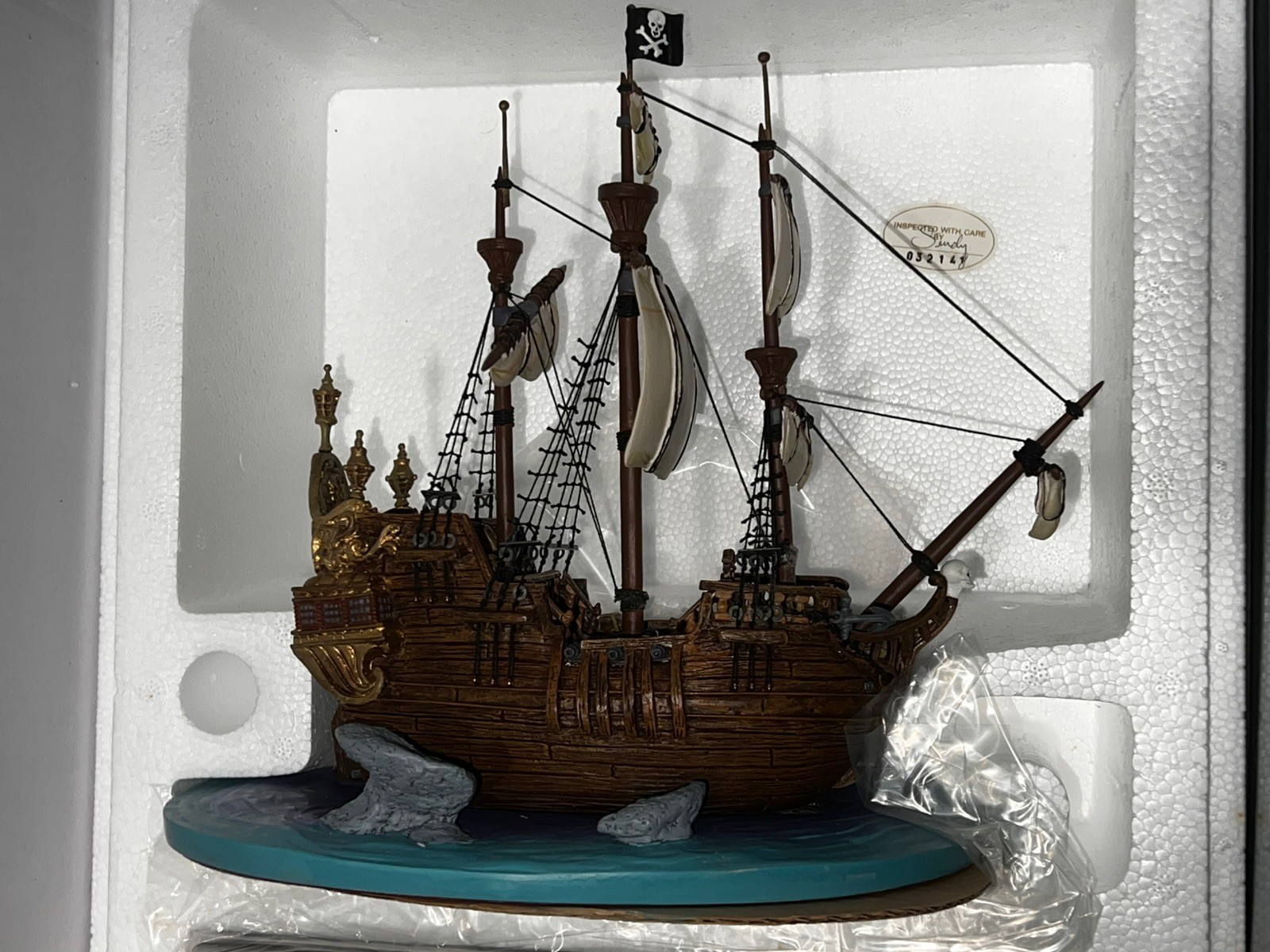 WDCC Disney Enchanted Places The Jolly Roger Ship Peter Pan Limited COA
