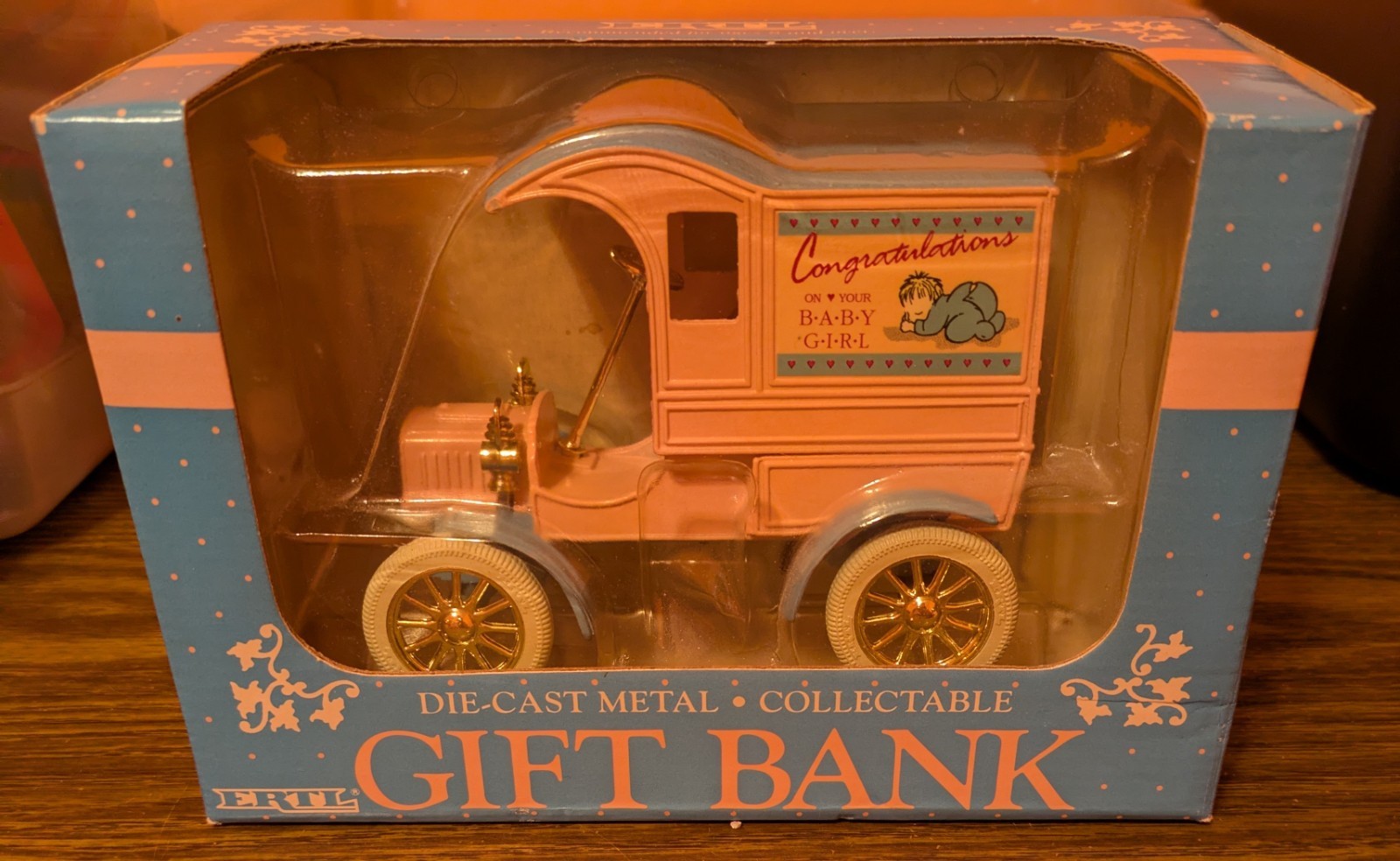 ERTL BABY GIRL CONGRATULATIONS DIE CAST METAL BANK COLLECTABLE 1991 USA NIB ERTL BABY GIRL CONGRATULATIONS DIE CAST METAL BANK COLLECTABLE 1991 USA NIB