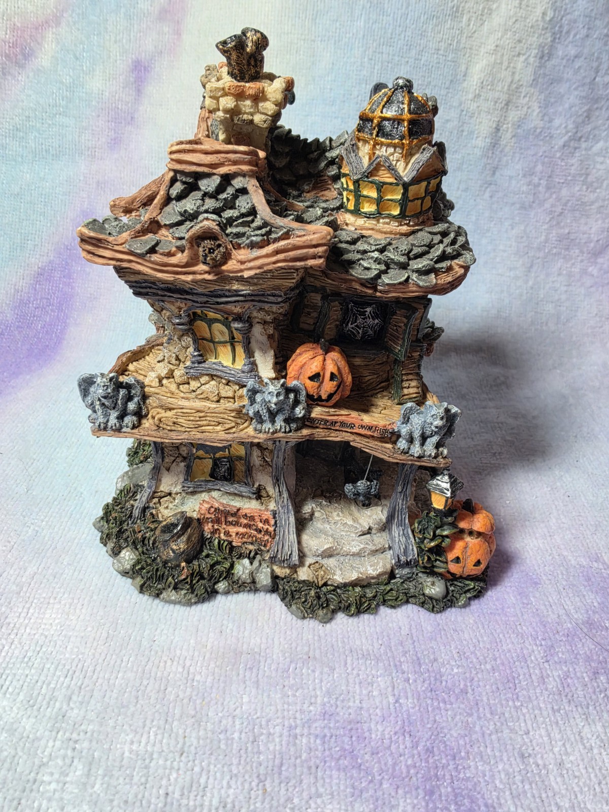 Boyds Bearly Built Villages Punky Boobear's Haunted Halloween House Boyds Town