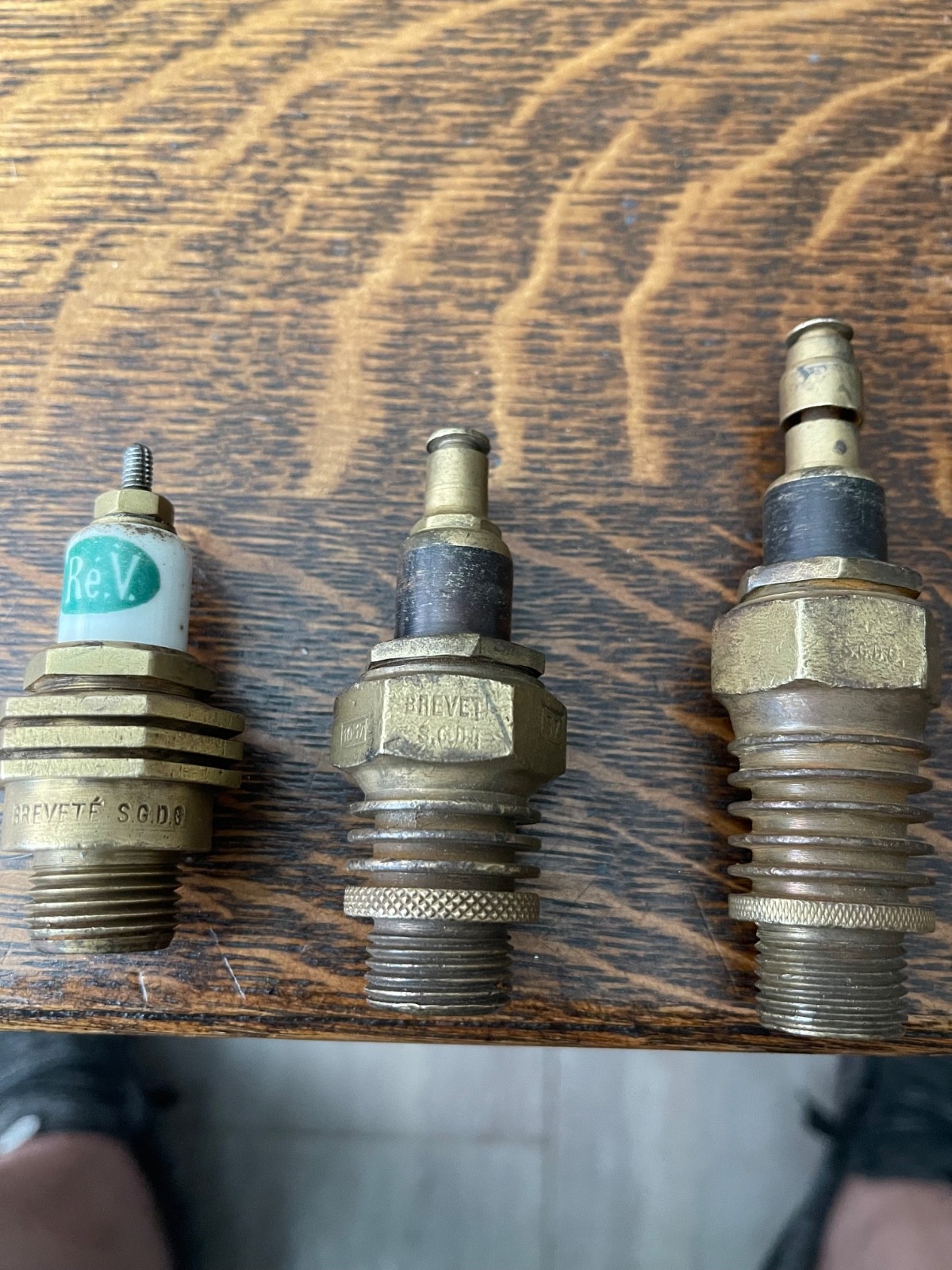 antique Brevete brass WW1 aviation motorcycle spark plugs