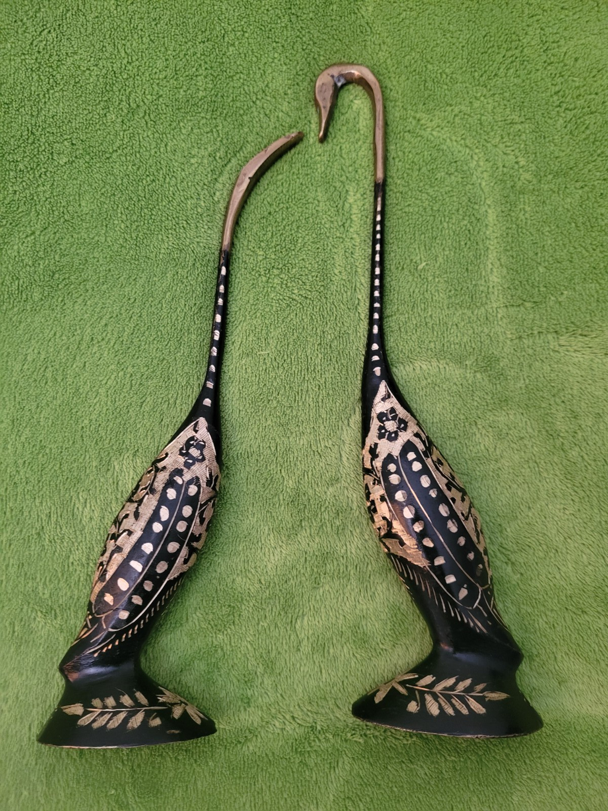 Vintage Brass Swan Pair Black Gold Hand Etched Engraved Long Neck 11