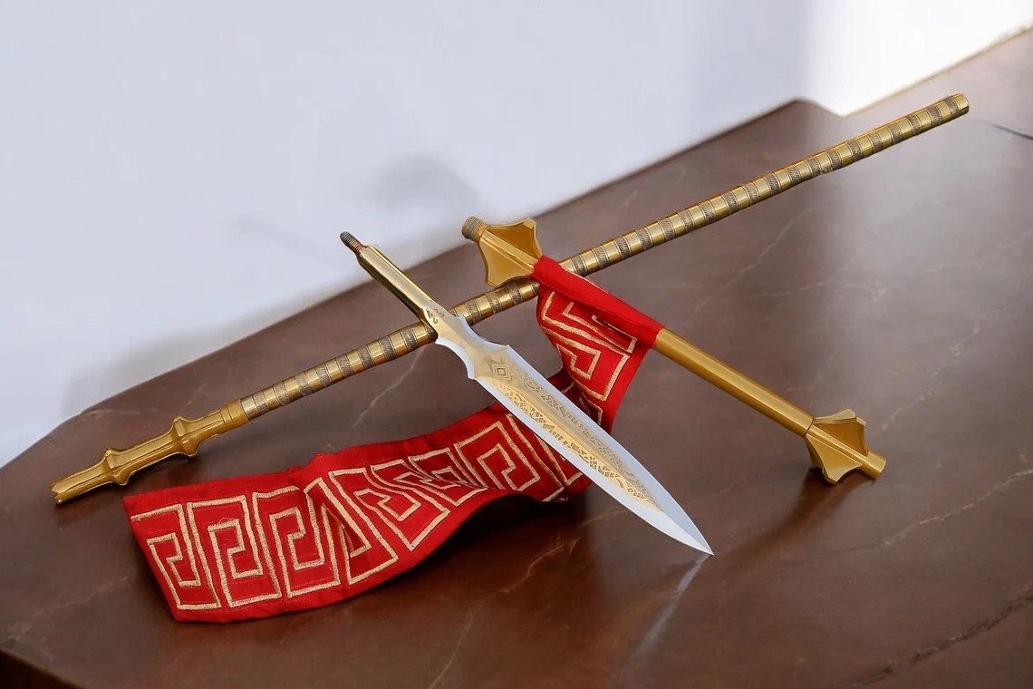 The Legendary Spear of Kratos 21 Karat Pure Gold Plated, Etched Blade