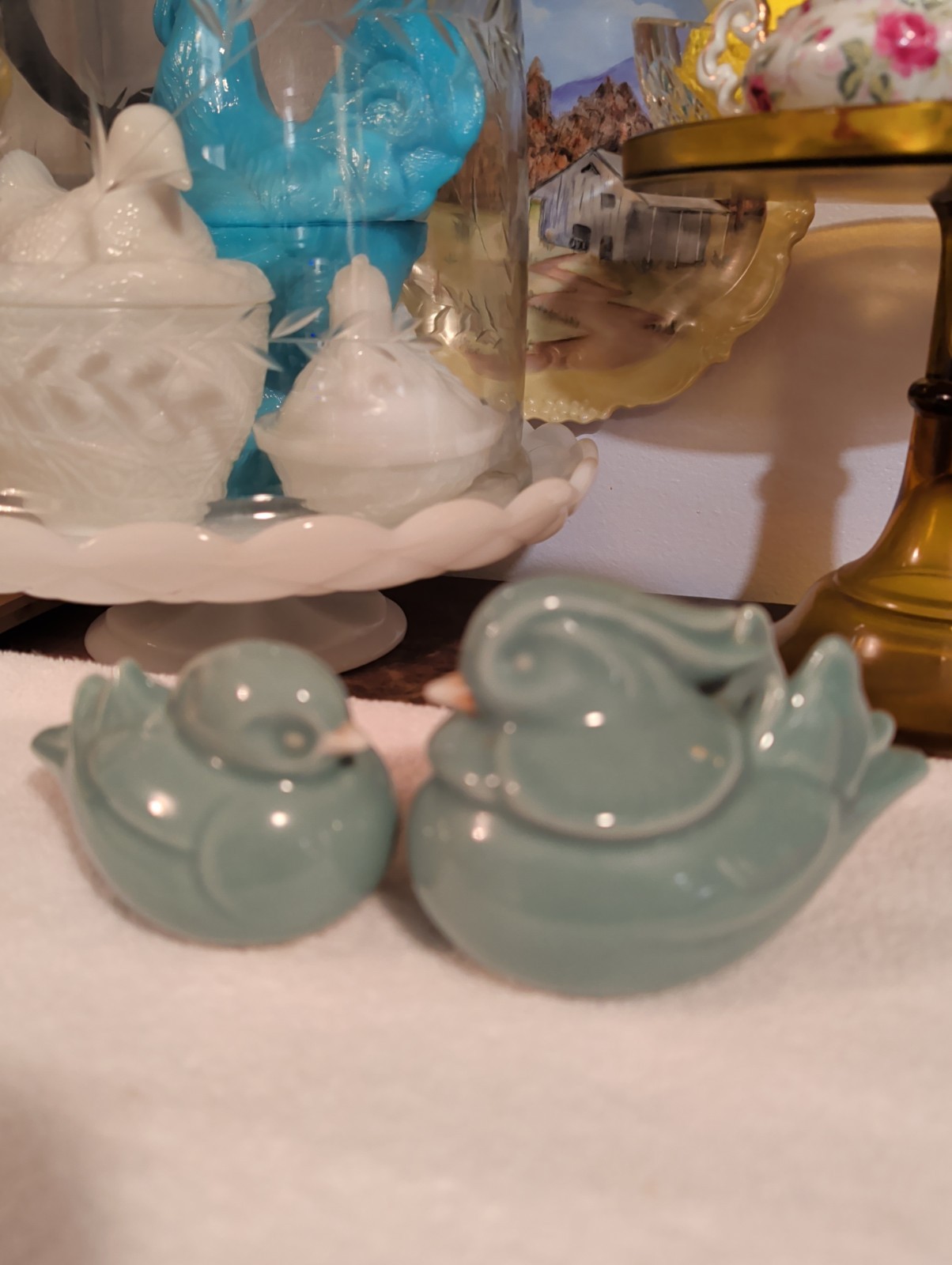 2 VTG Celedon Japanese Ducks