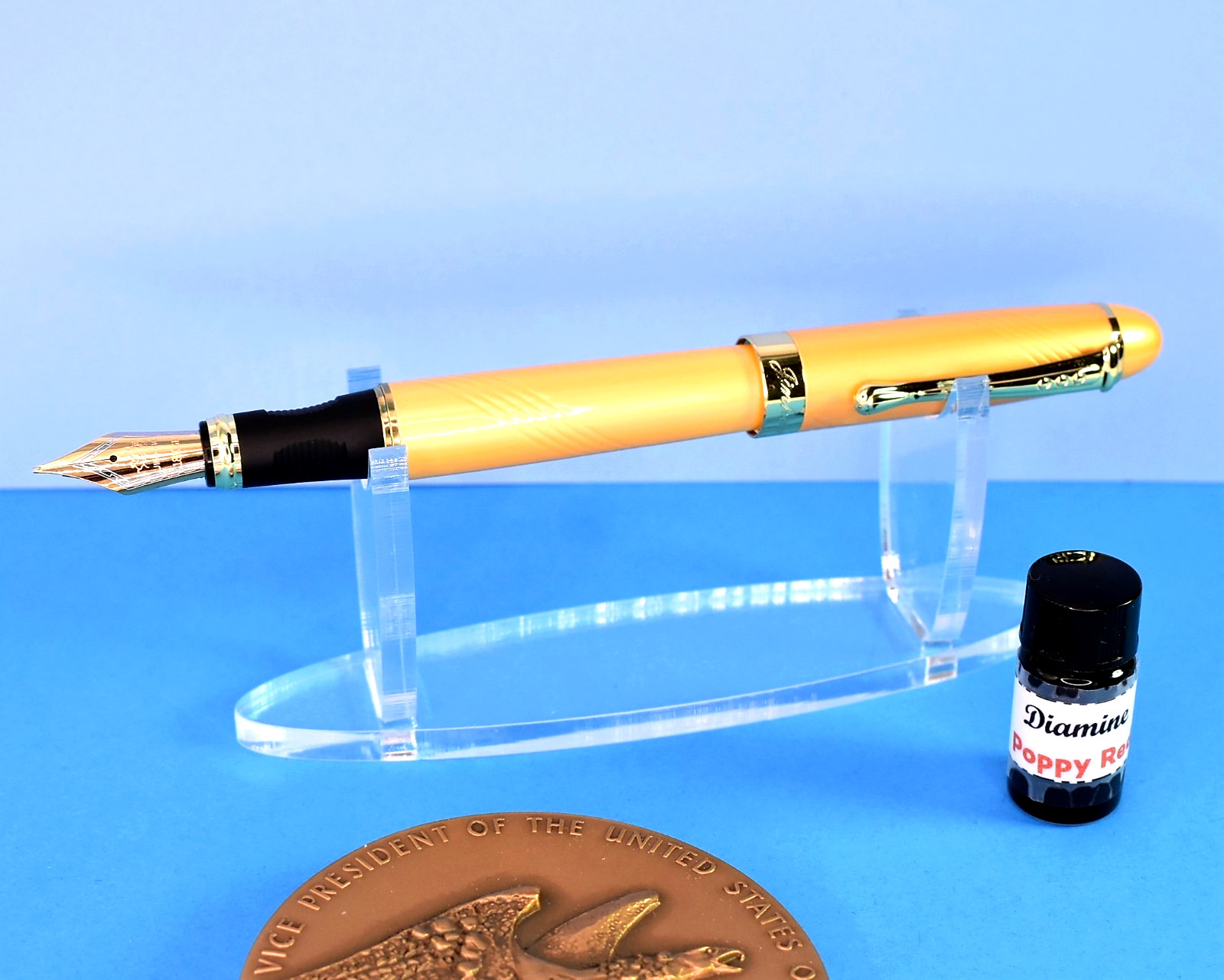 NEW JINHAO X450 ROYAL YELLOW PRESTIGE FOUNTAIN PEN ~ FINE NIB & PREMIUM INK