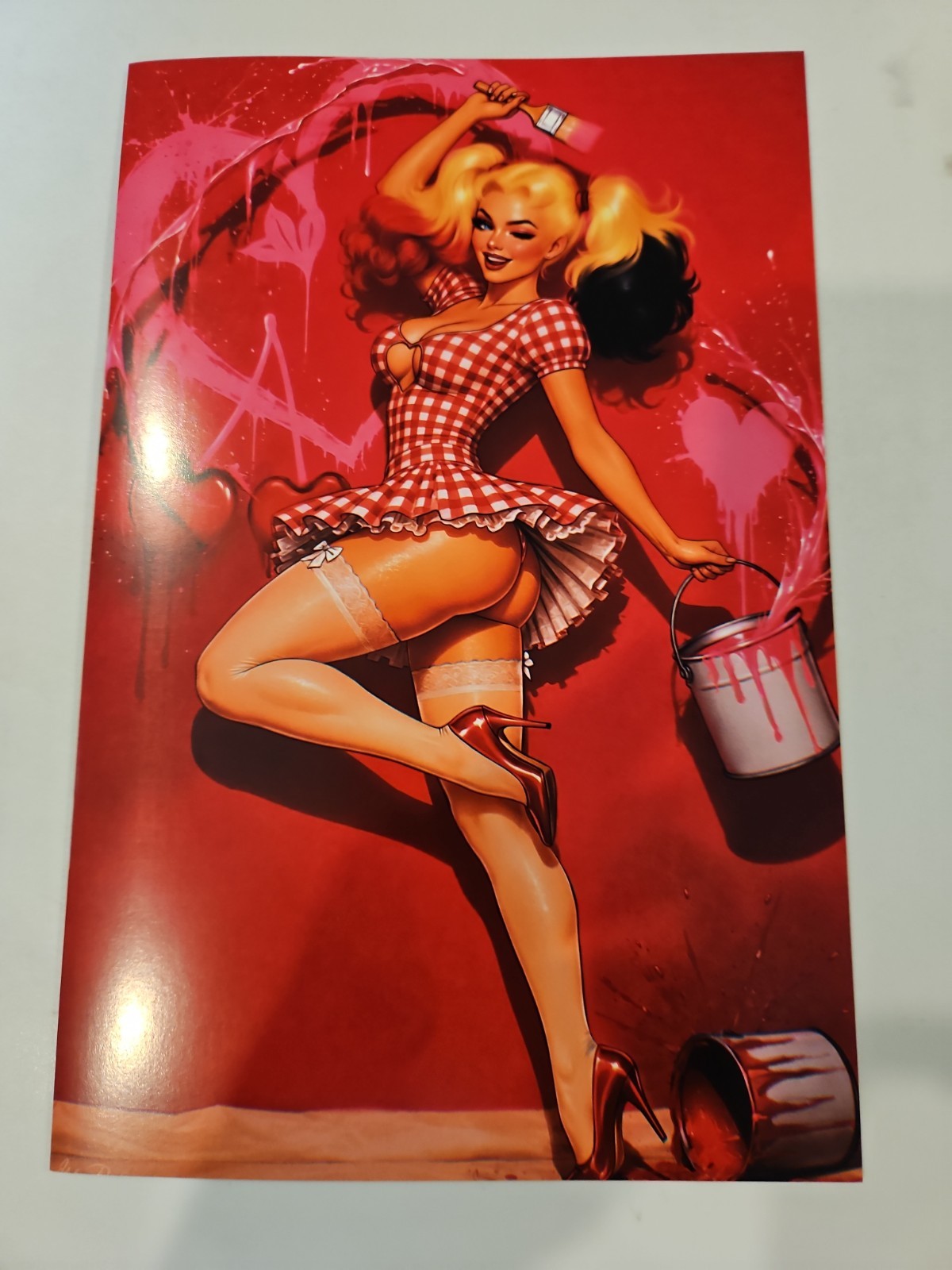 Pin-Up Queens Exclusive #1 Retro Paint Splash Virgin Exclusive Ltd 100 Cool