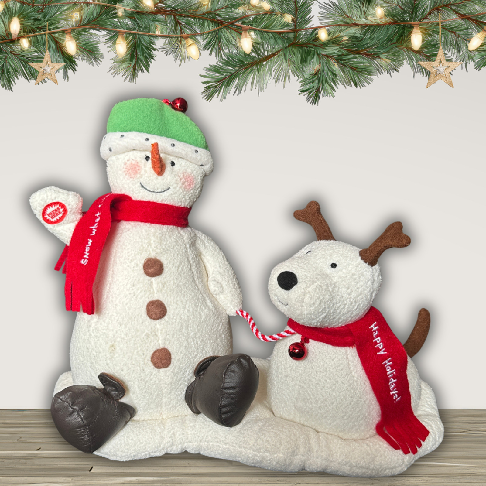 Hallmark 2004 Jingle Pals Animated Musical Plush Battery Operated