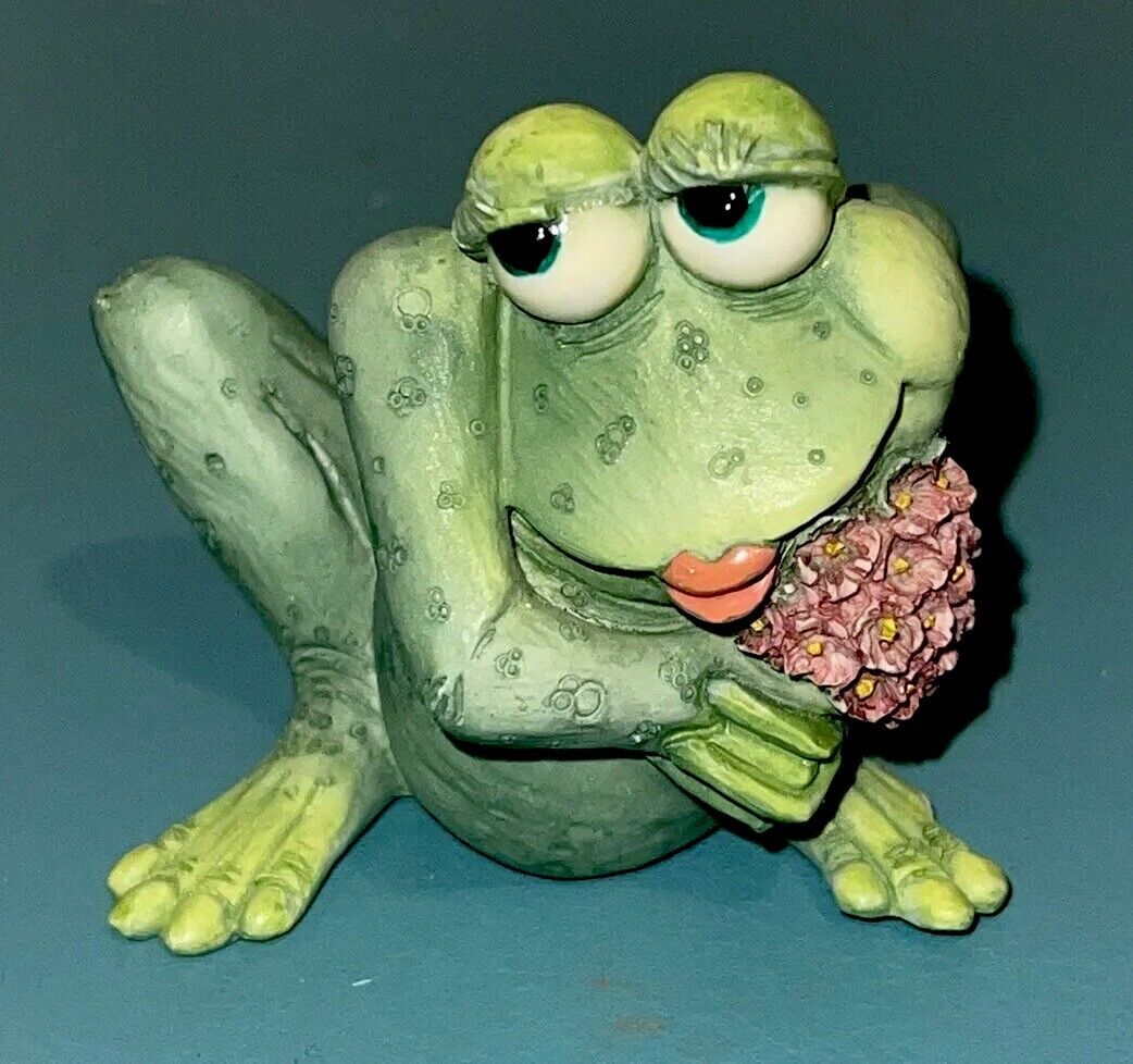 Cute Resin Frog Figurine Sprogz Pink Lips W / Flowers Chipped Fun