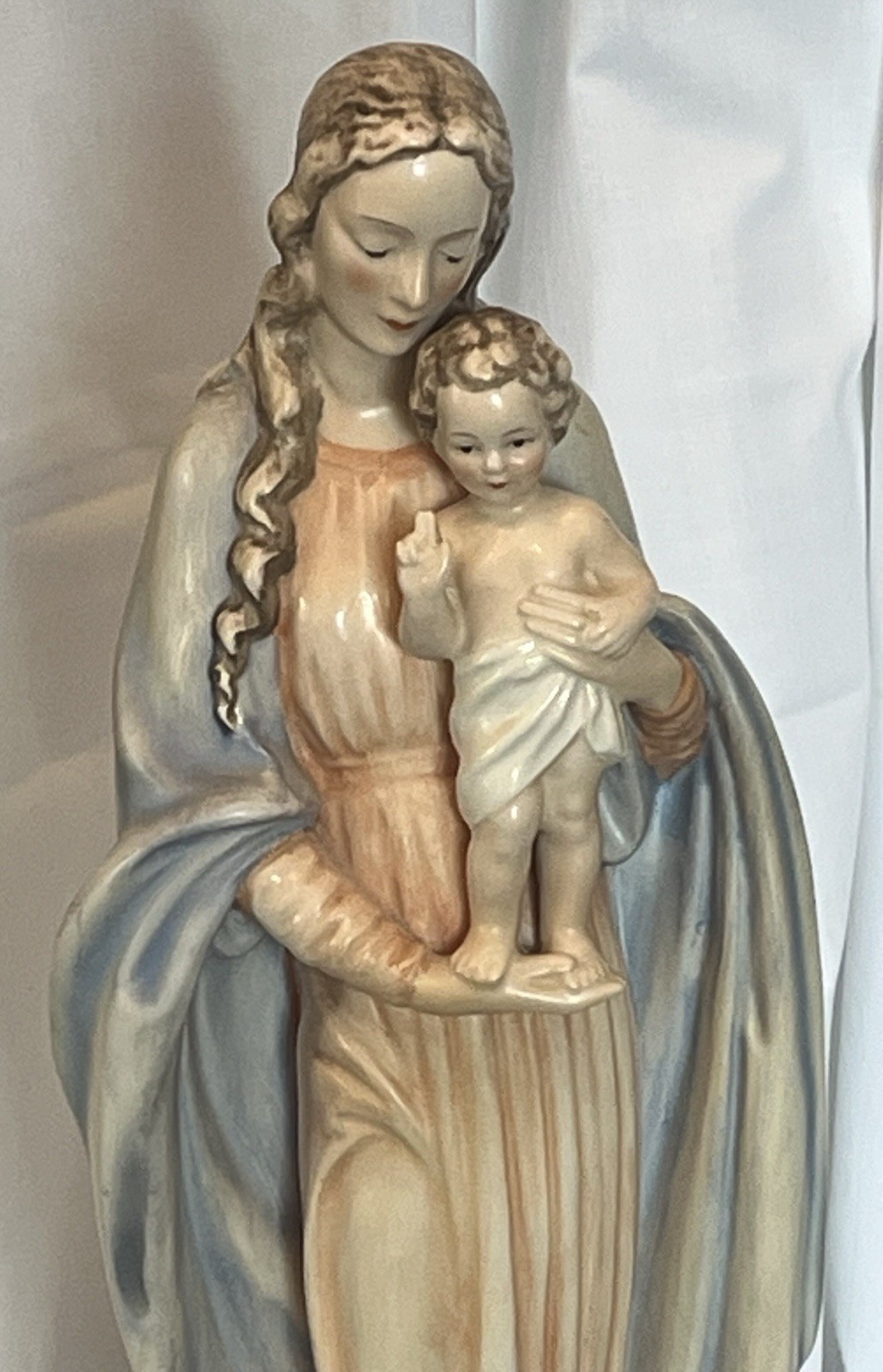 UNGER Goebel Bee Inside V Germany 14.5” Madonna & Child Statue Vintage HM 80 E&R